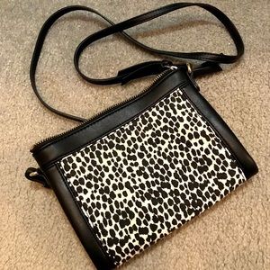 Old Navy Leopard Crossbody bag